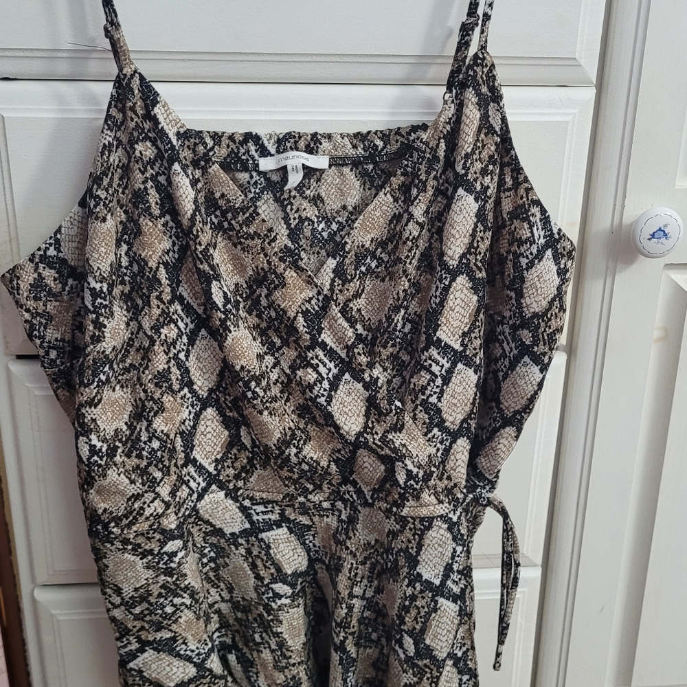 Dressy tank snake print pattern